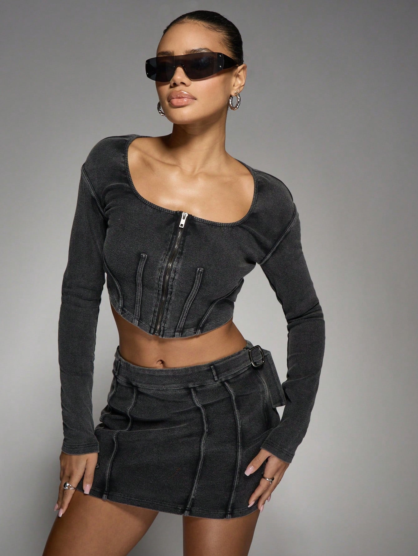 MISSGUIDED Ribbed Denim Two-Piece Set Corset Crop Top and Mini Skirt Coordinated Outfit Party Club Y2K Fashion Streetwear Zip-Up Co-Ord Set