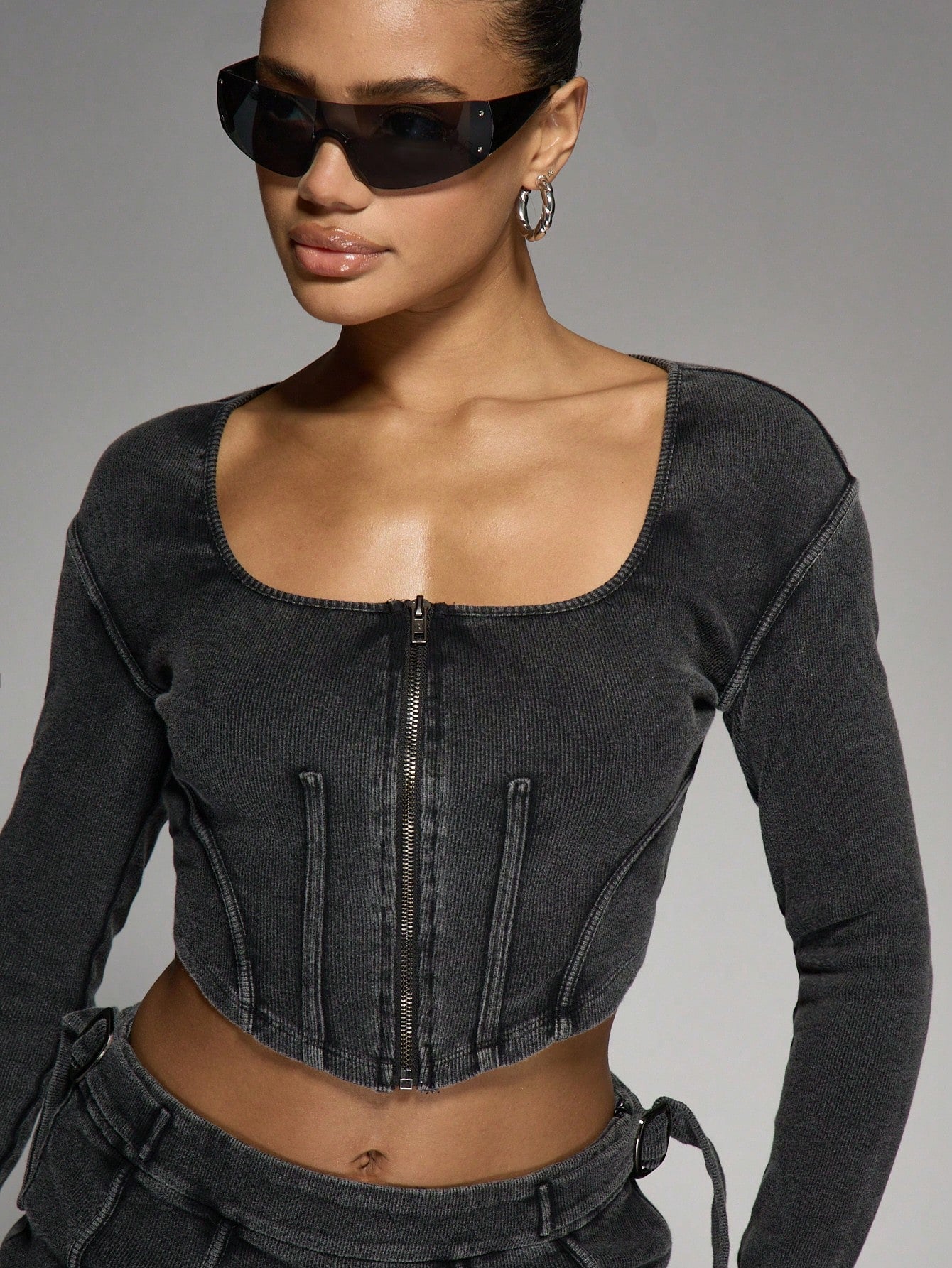 MISSGUIDED Ribbed Denim Two-Piece Set Corset Crop Top and Mini Skirt Coordinated Outfit Party Club Y2K Fashion Streetwear Zip-Up Co-Ord Set